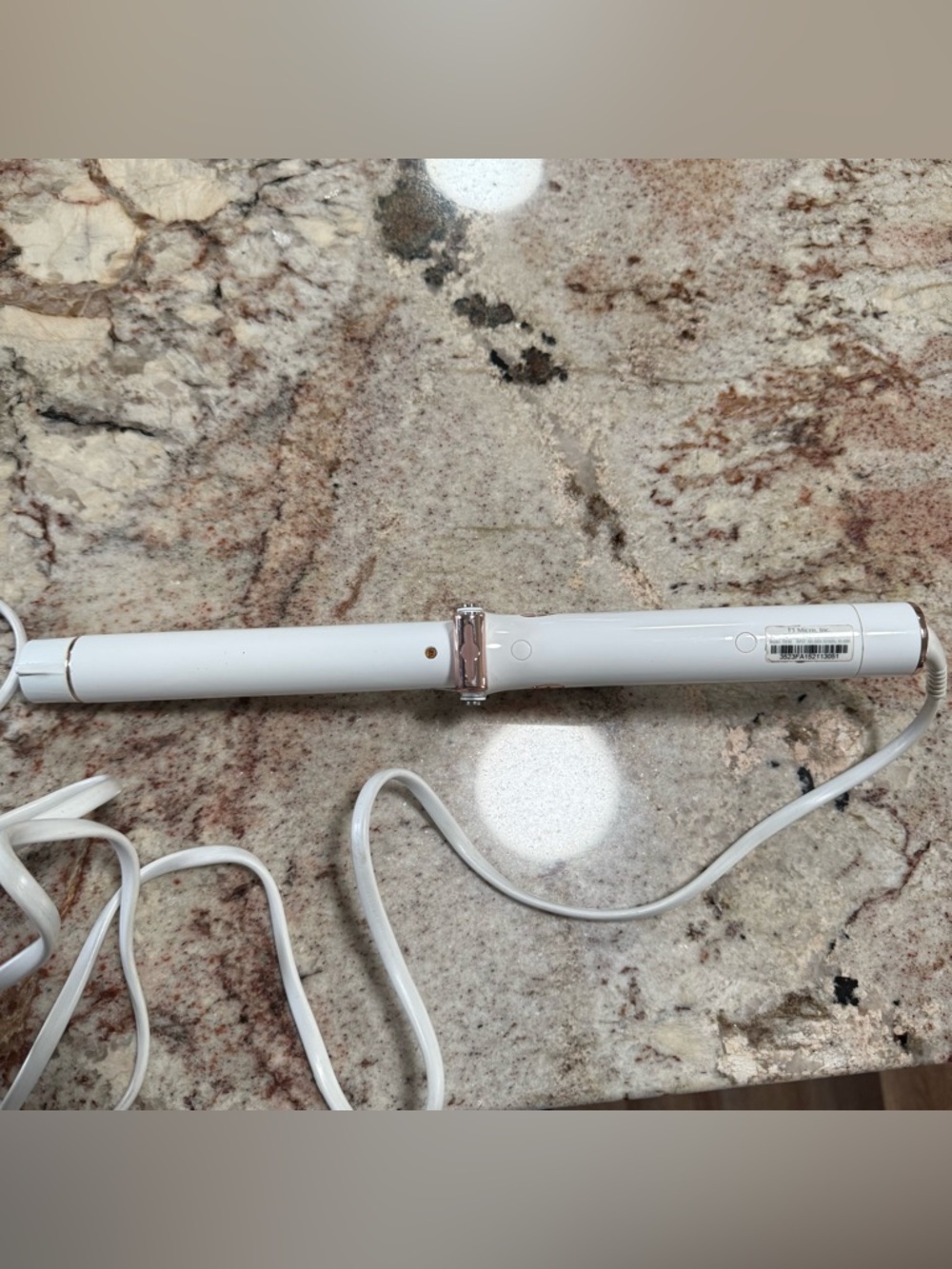 T3 1 Inch Micro Curling Iron White and Rose Gold - Picture 3 of 13